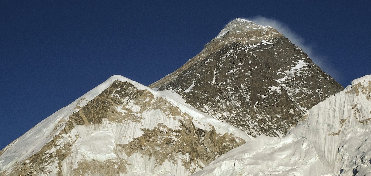 home-james-global-real-estate-Nepal-Everest
